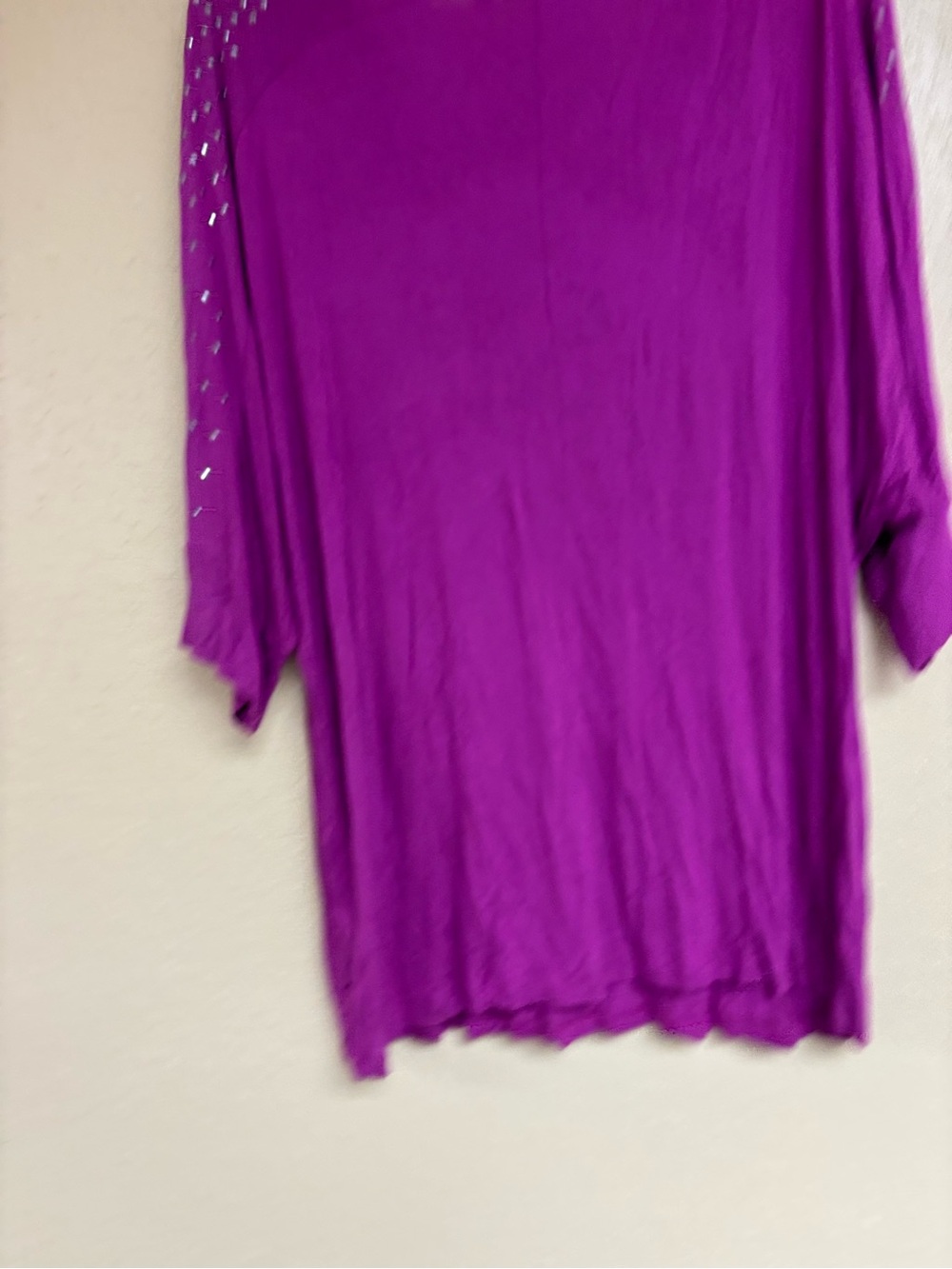 Apt. 9 Women's V-Neck Tunic with Studded Shoulders in Magenta - Picture 2 of 5
